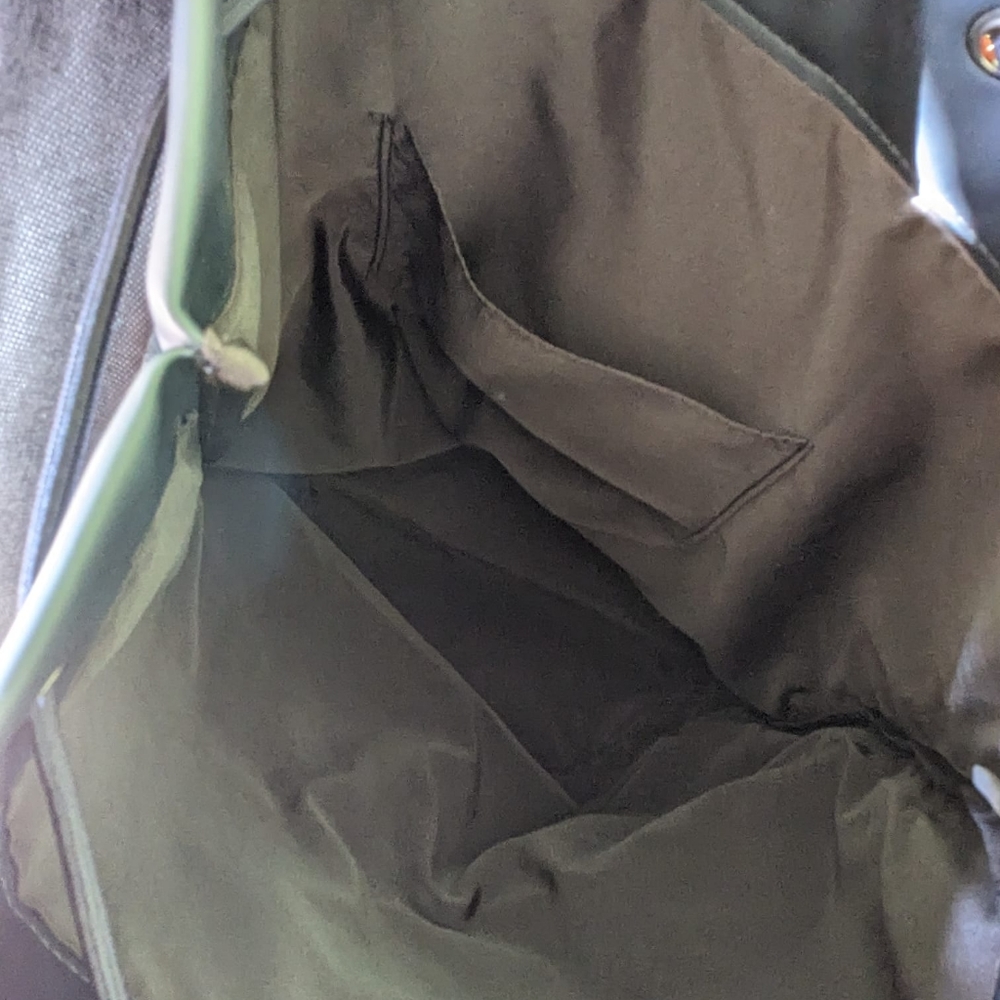 Prada sailing bag - Picture 9 of 11